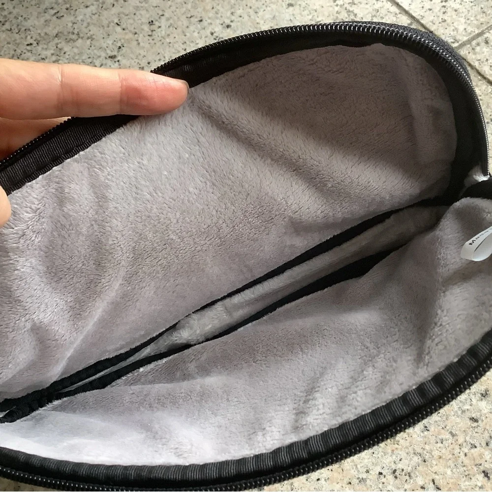 Cocoon mini iPad/accessories case
